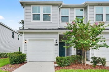 614 Holly Dr, Orange Park, FL 32073