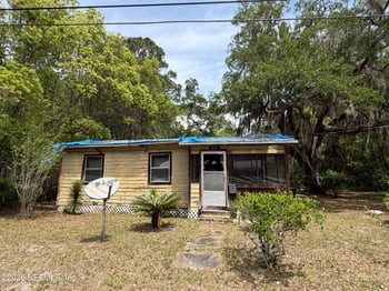 614 Washington Ln, Green Cove Springs, FL 32043