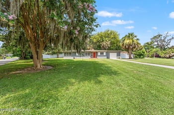 6144 Robbins Cir N, Jacksonville, FL 32211