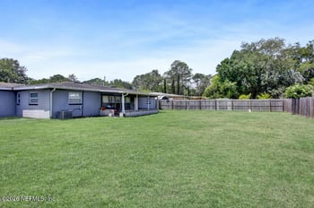 6145 Vasari Dr, Jacksonville, FL 32216