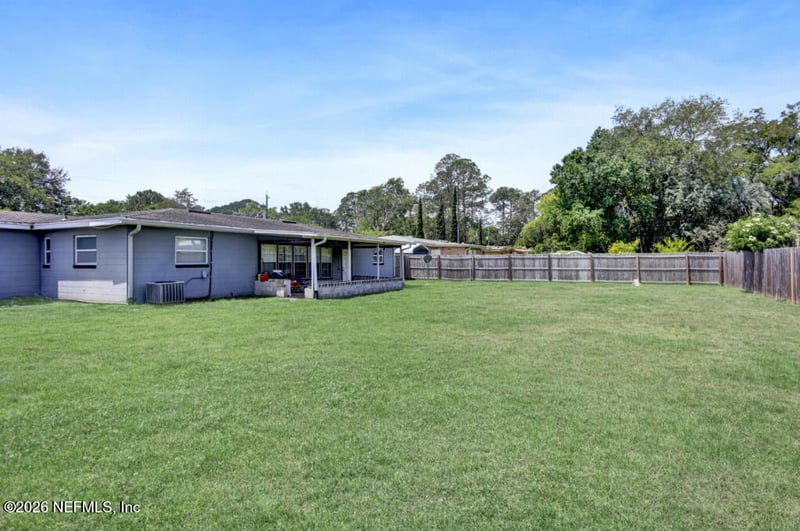 6145 Vasari Dr, Jacksonville, FL 32216