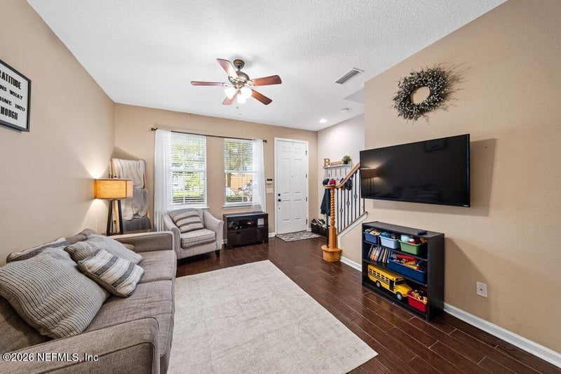 6152 High Tide Blvd, Jacksonville, FL 32258