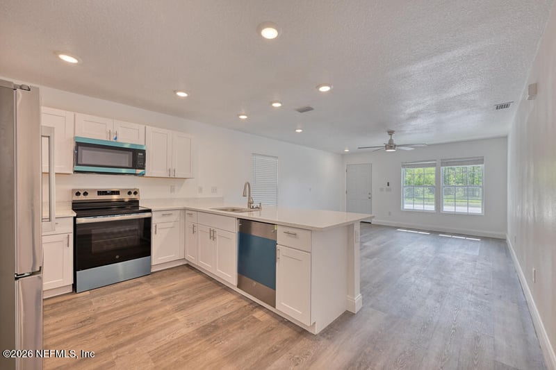 616 - 618 Martin Luther King Jr Dr, Baldwin, FL 32234
