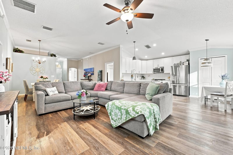 616 E Tropical Tc, St Johns, FL 32259