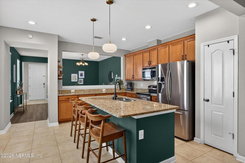 618 Briar View Dr, Orange Park, FL 32065