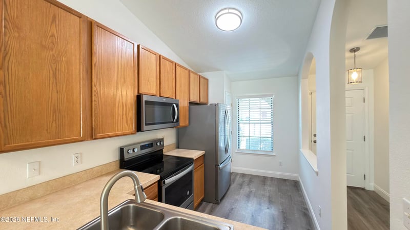 618 Briar Way Ln, St Johns, FL 32259