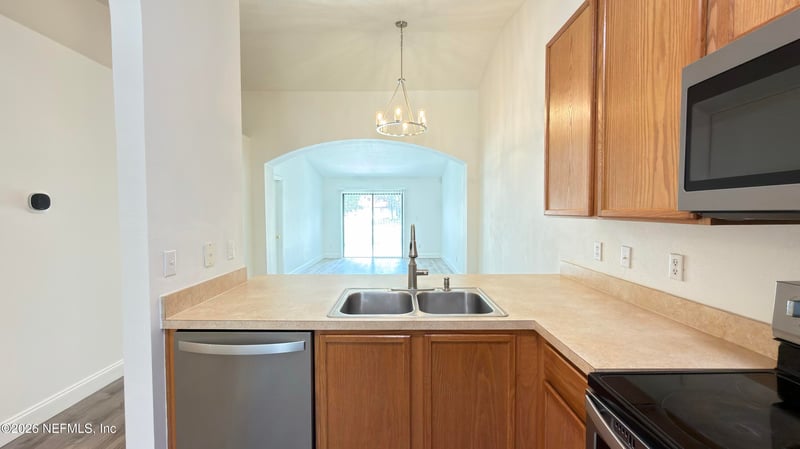 618 Briar Way Ln, St Johns, FL 32259