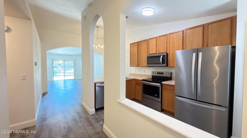 618 Briar Way Ln, St Johns, FL 32259