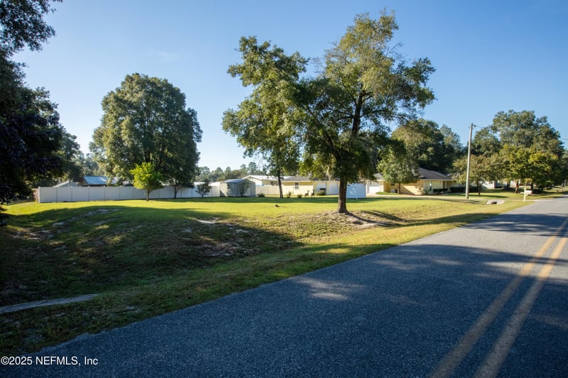 618 SE 44th St, Keystone Heights, FL 32656