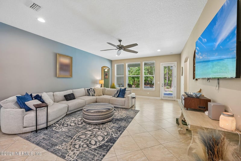 620 Charter Oaks Blvd, Orange Park, FL 32065