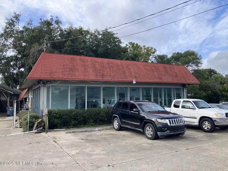 6200 Arlington Expressway, Jacksonville, FL 32211