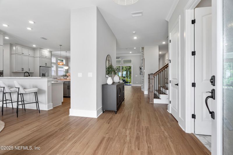 621 Seagrove Dr, Ponte Vedra, FL 32081