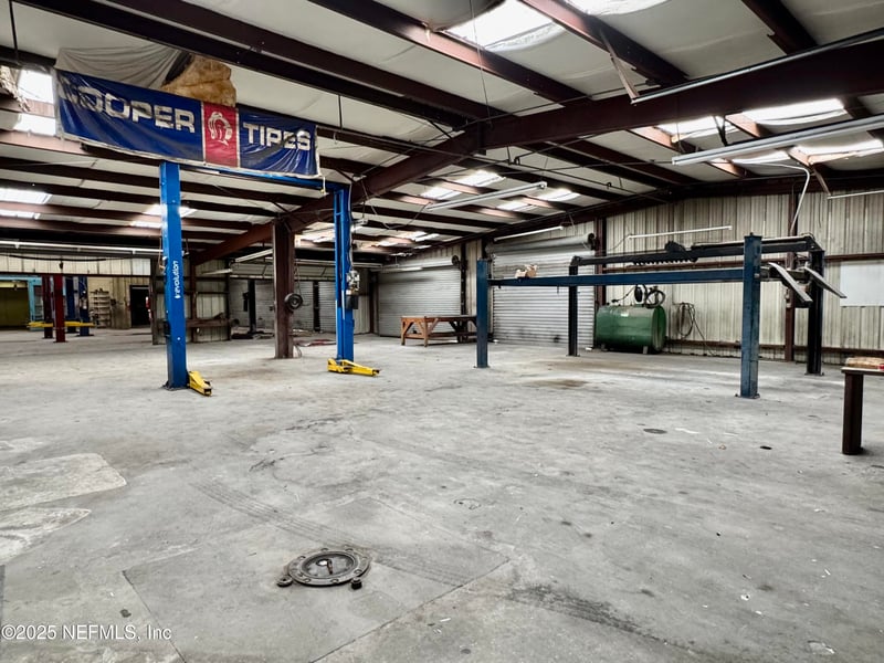 6211 Blanding Blvd, Jacksonville, FL 32244
