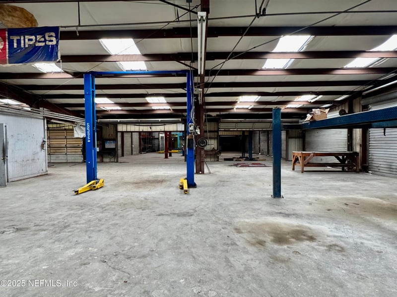 6211 Blanding Blvd, Jacksonville, FL 32244
