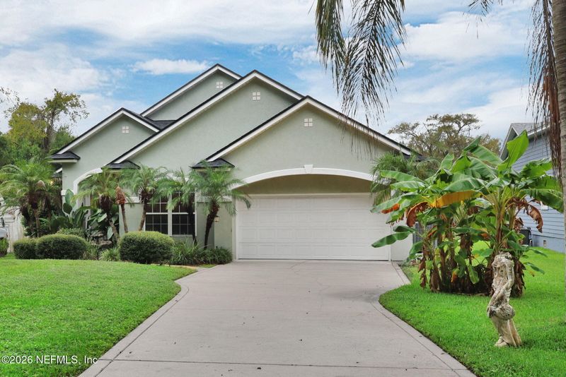 6211 Hyde Park Cir, Jacksonville, FL 32210