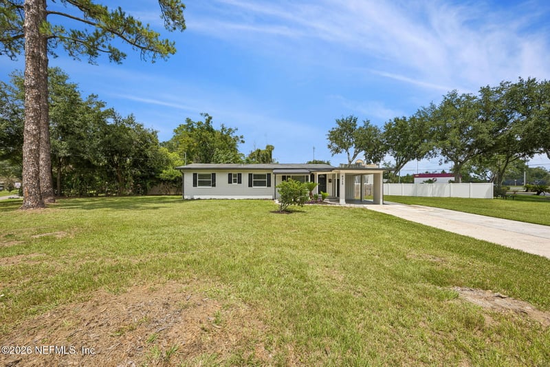 6215 Randia Dr, Jacksonville, FL 32210