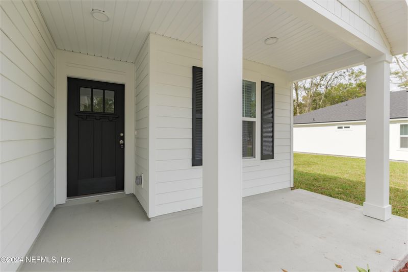 6240 Lamar Dr E, Jacksonville, FL 32244