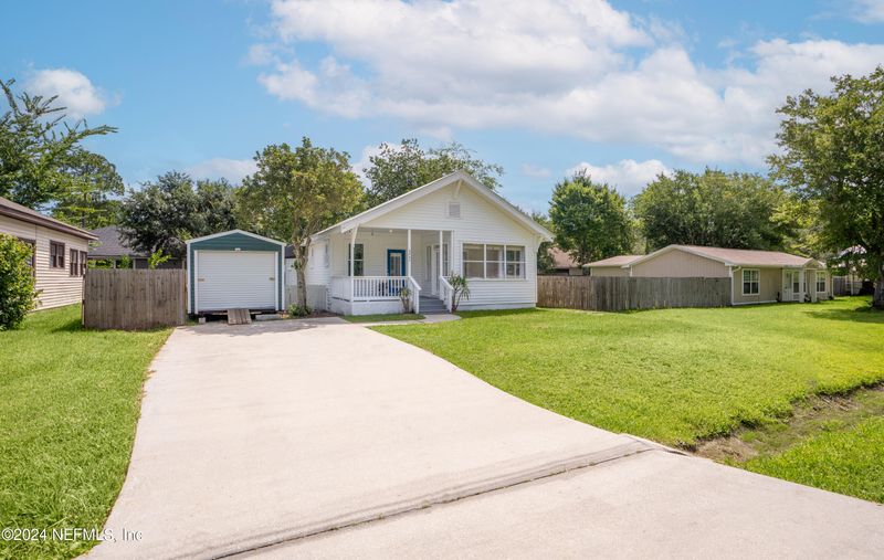 6242 Cedar Ln, St Augustine, FL 32095