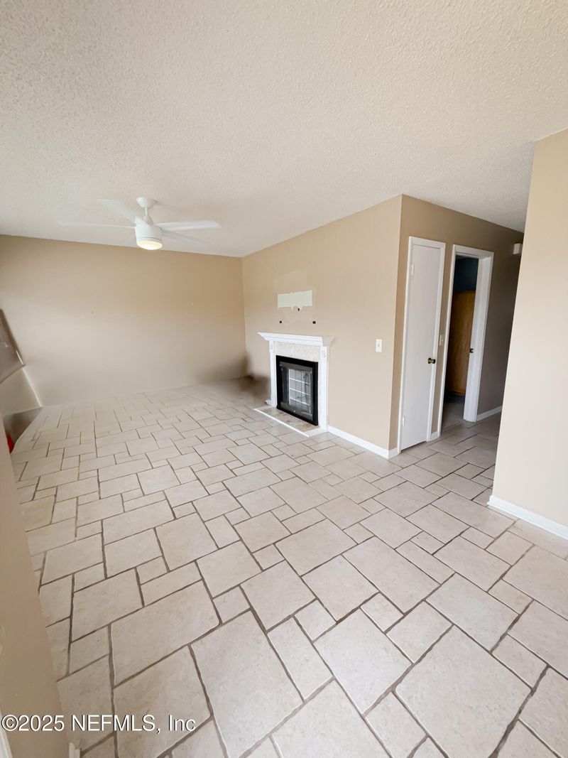 6247 Checkmate Ln, Jacksonville, FL 32244