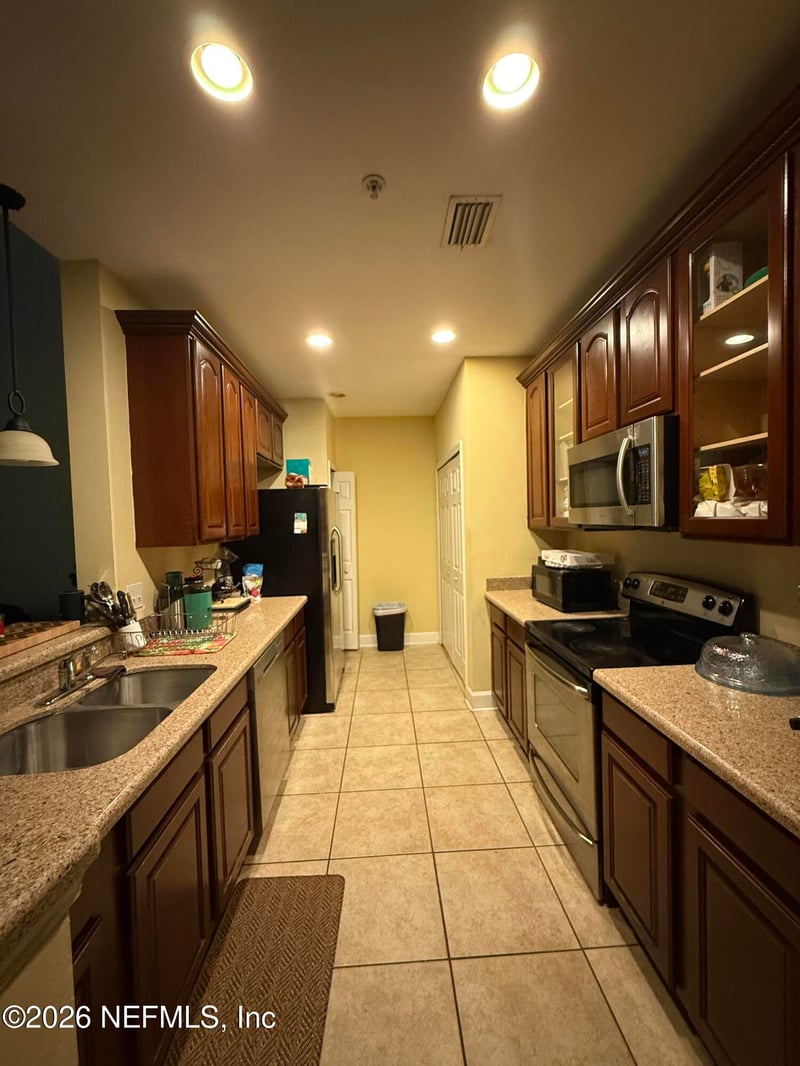 625 Oakleaf Plantation Pw #422, Orange Park, FL 32065