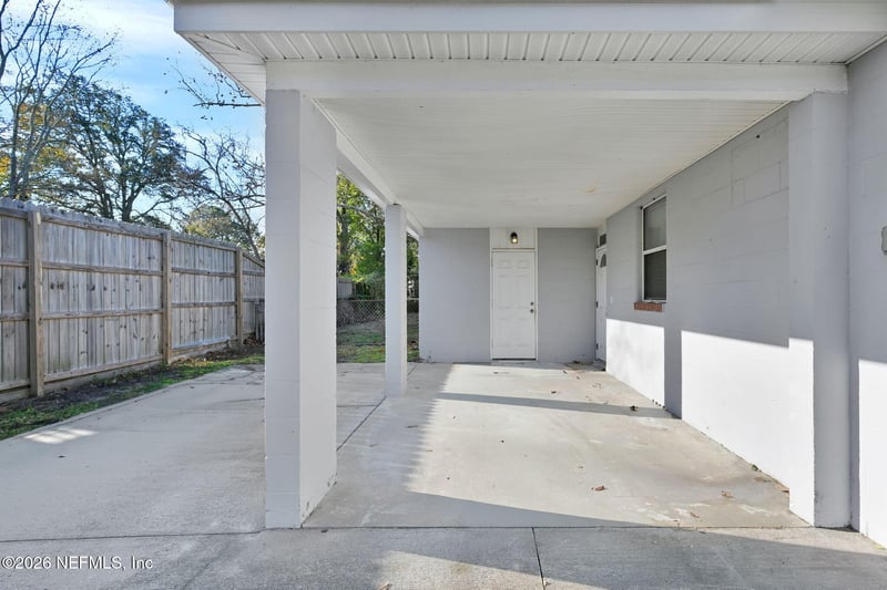 6268 Randia Dr, Jacksonville, FL 32210