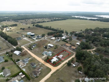 6276 Magnolia St, Keystone Heights, FL 32656