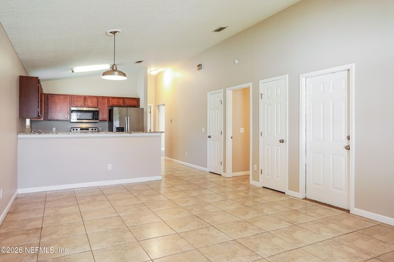 628 4th Ave S, Jacksonville Beach, FL 32250