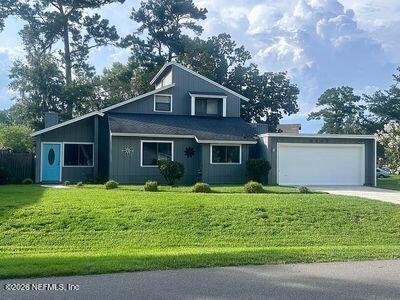 6282 Island Forest Dr, Fleming Island, FL 32003