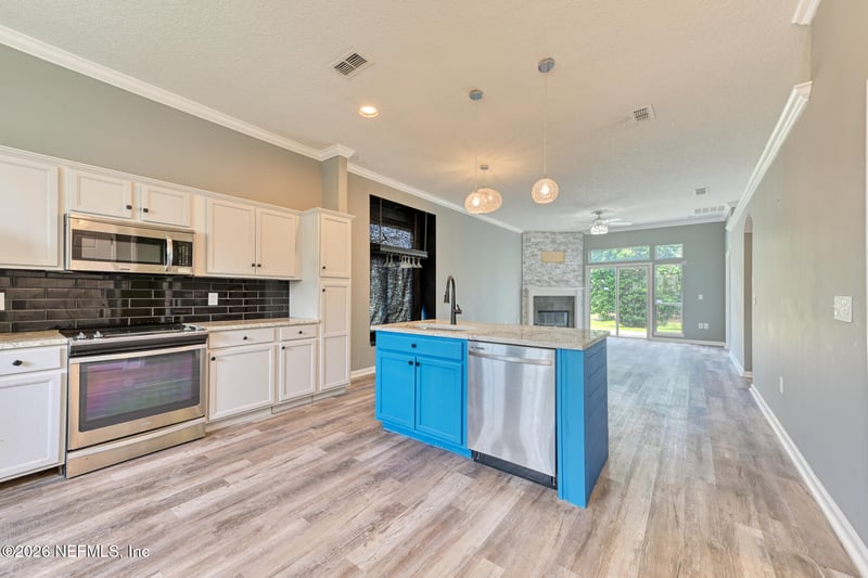 6304 Morse Oaks Cir, Jacksonville, FL 32244