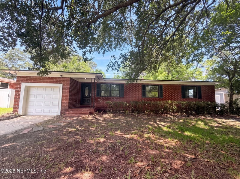 6309 Pine Cove Ln, Jacksonville, FL 32211