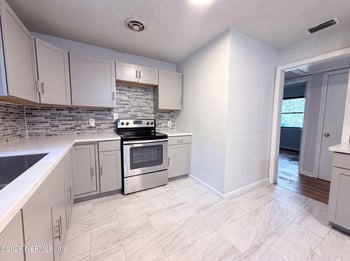 6309 Pine Cove Ln, Jacksonville, FL 32211