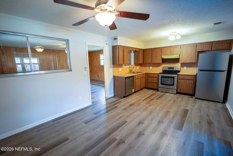 6319 Raw Hyde Trl S, Jacksonville, FL 32210