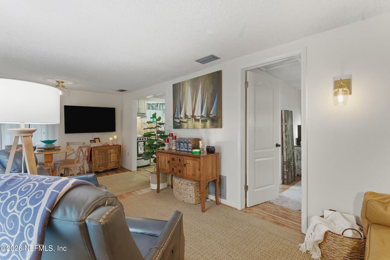 6322 Old Middleburg S Rd S, Jacksonville, FL 32222