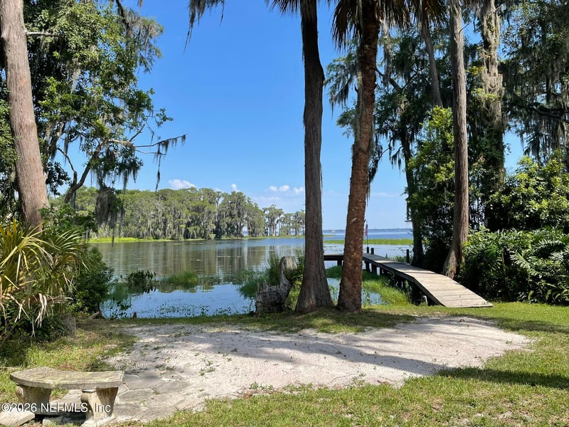 6328 Dogwood Ln, Melrose, FL 32666