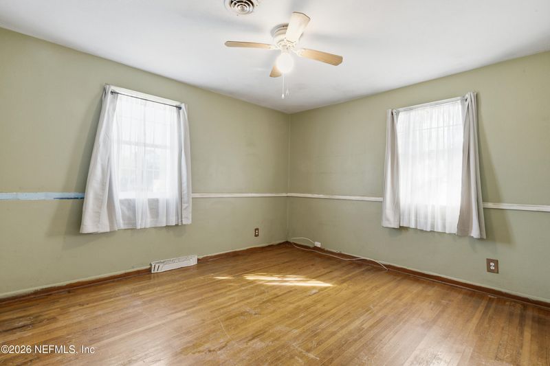 6334 Cherry Laurel Dr, Jacksonville, FL 32210