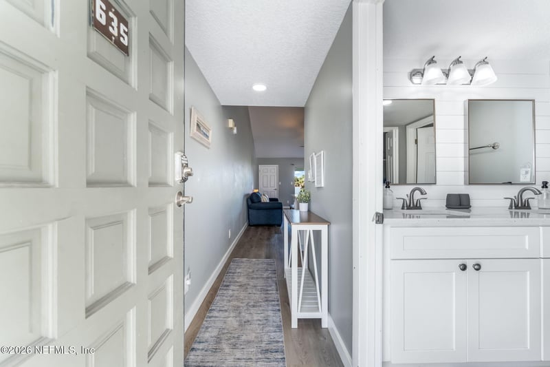 635 Summer Pl, Ponte Vedra Beach, FL 32082