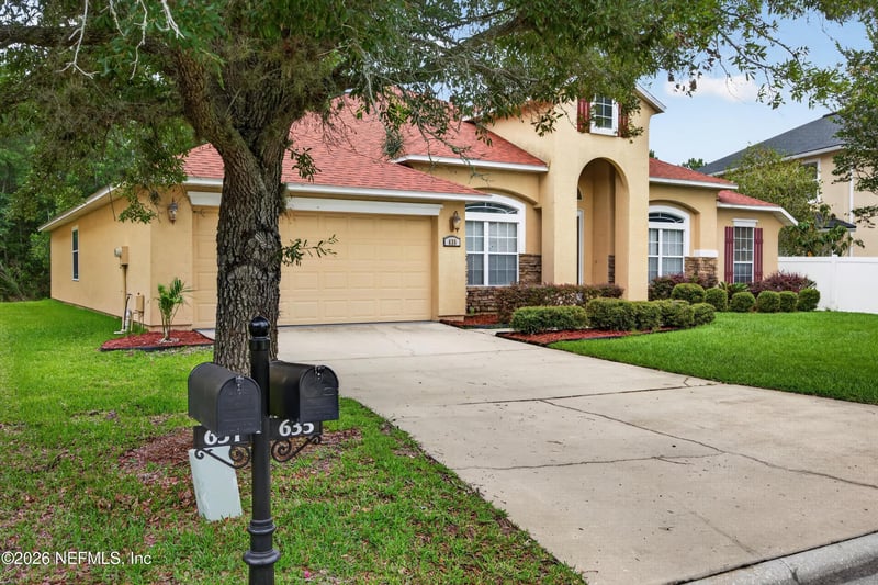 635 Wakeview Dr, Orange Park, FL 32065