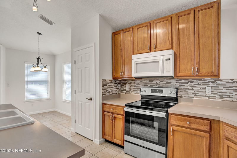 6350 Island Forest Dr #A, Fleming Island, FL 32003