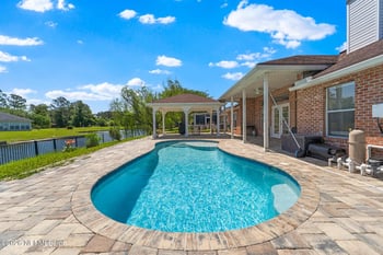 6352 Lake Plantation Dr, Jacksonville, FL 32244