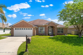 6352 Lake Plantation Dr, Jacksonville, FL 32244