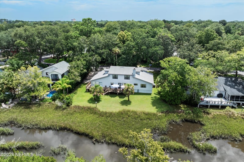 636 Camellia Terrace Dr, Neptune Beach, FL 32266