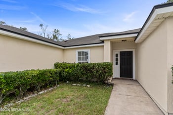 6369 Spring Hollow Ct, Jacksonville, FL 32218