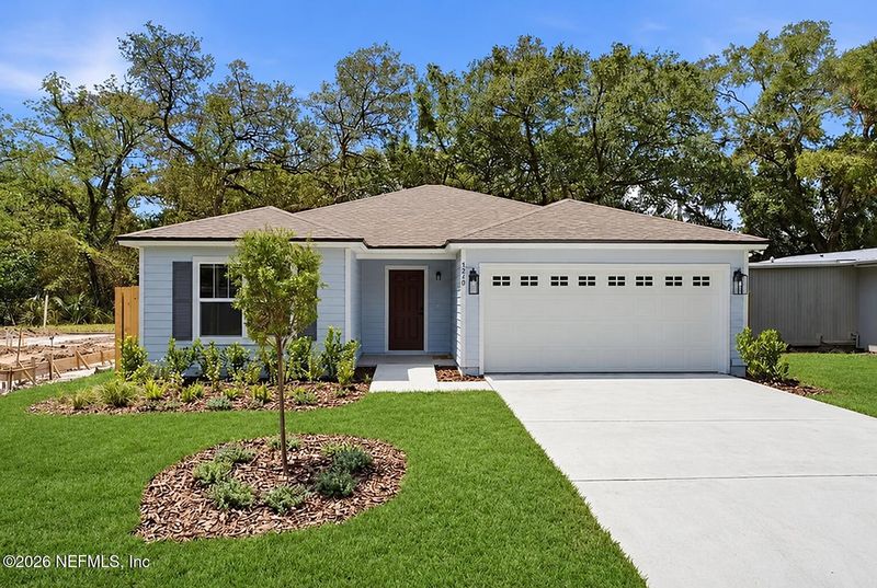 6370 Kimberly Ln, Jacksonville, FL 32210