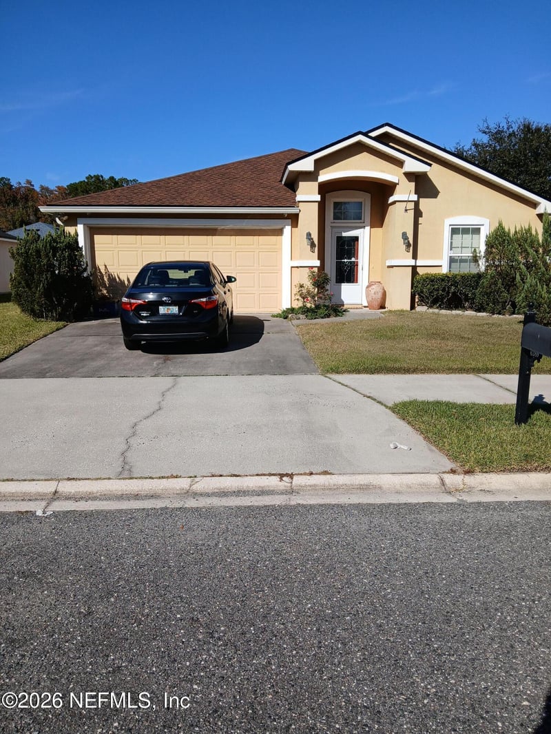 6389 Pinewood Hills Dr, Jacksonville, FL 32218