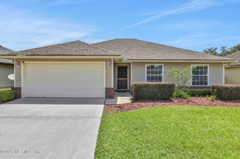6399 Silk Leaf Ln, Jacksonville, FL 32244