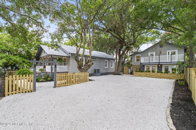 64 Carrera St, St Augustine, FL 32084