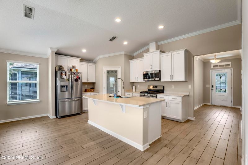64 Glasgow Dr, St Johns, FL 32259
