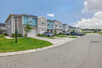 64 Houghton Al, St Augustine, FL 32092