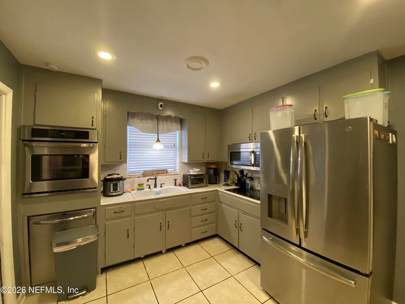 6400 Diane Rd, Jacksonville, FL 32277
