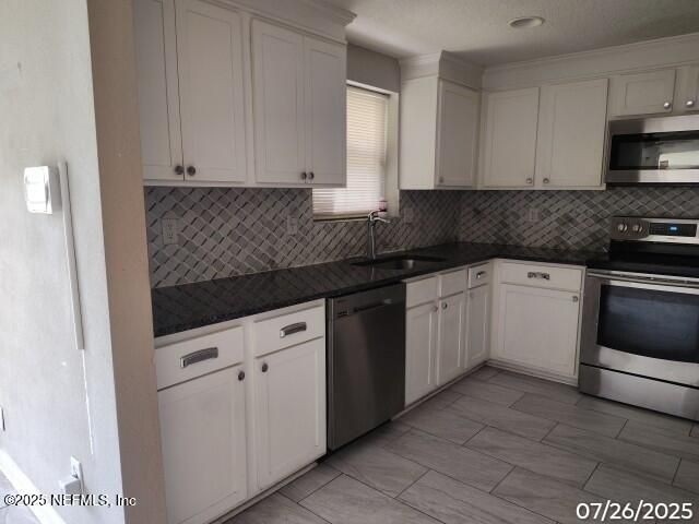 6401 Kinlock Dr, Jacksonville, FL 32219
